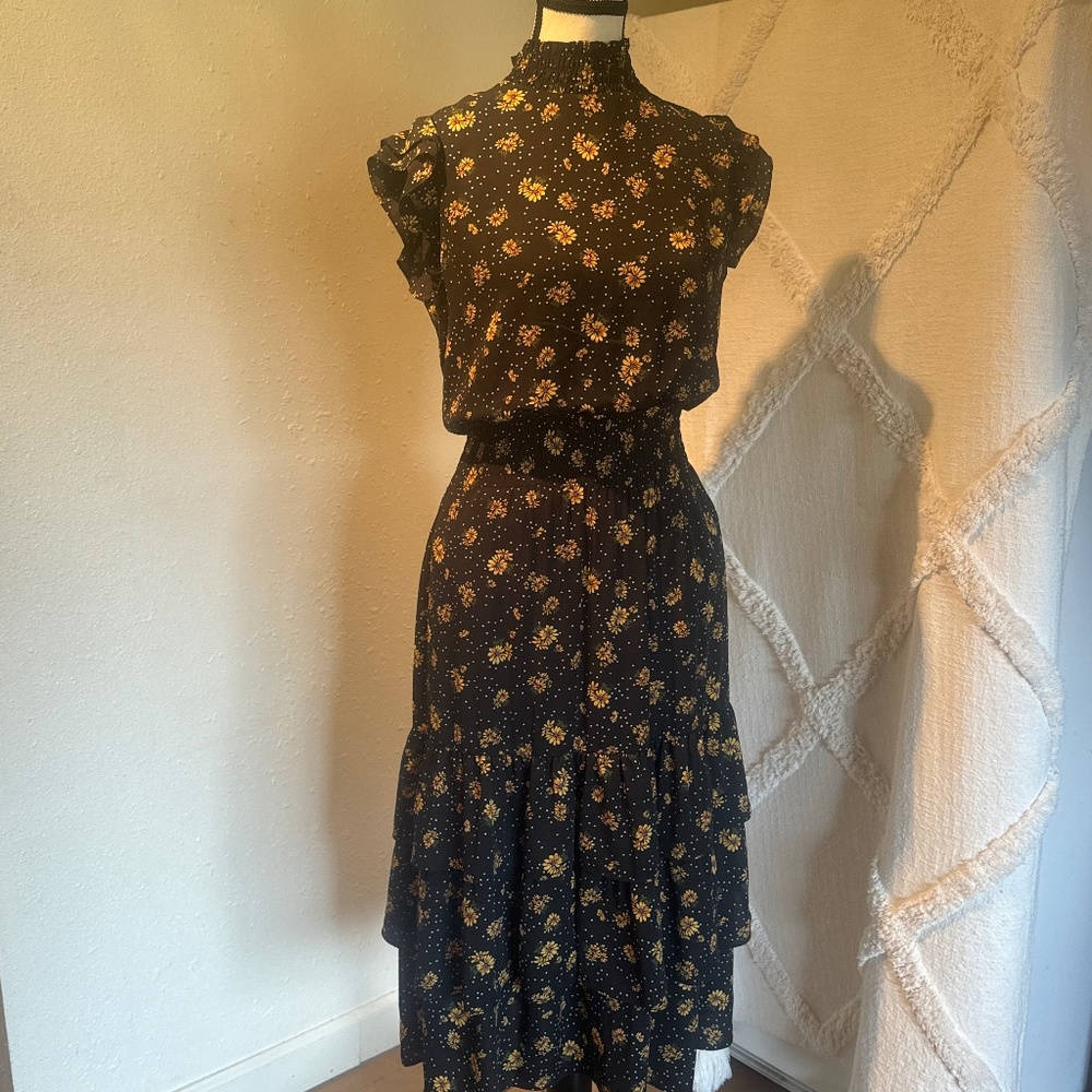 Saks 5th Ave Dress size 4